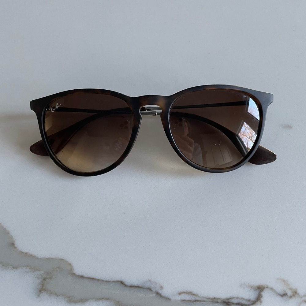 Rayban Erika sunglasses- tortoise